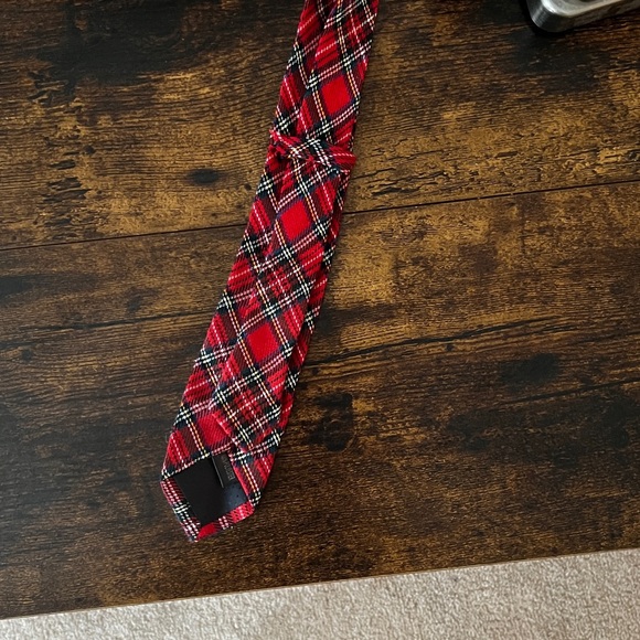 SOLD Cotton red plaid skinny neck tie - Picture 2 of 2